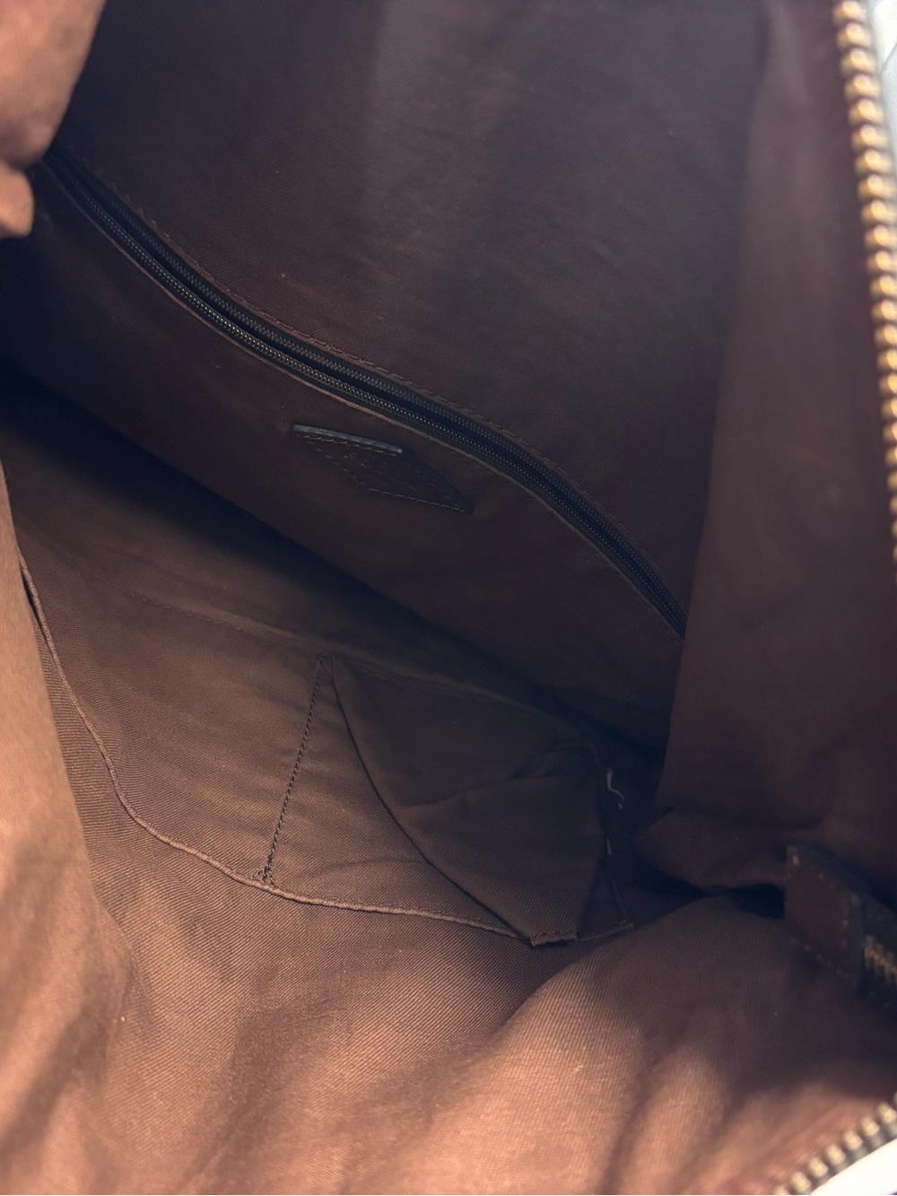Fossil Dawson Fold-Over Genuine Leather Convertible Tote Crossbody Bag in Brown - Picture 9 of 12
